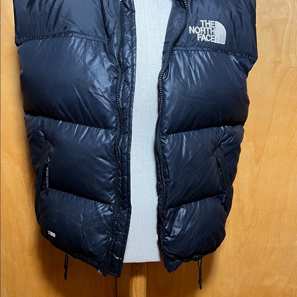 The North Face Puffer Vest - Picture 6 of 13